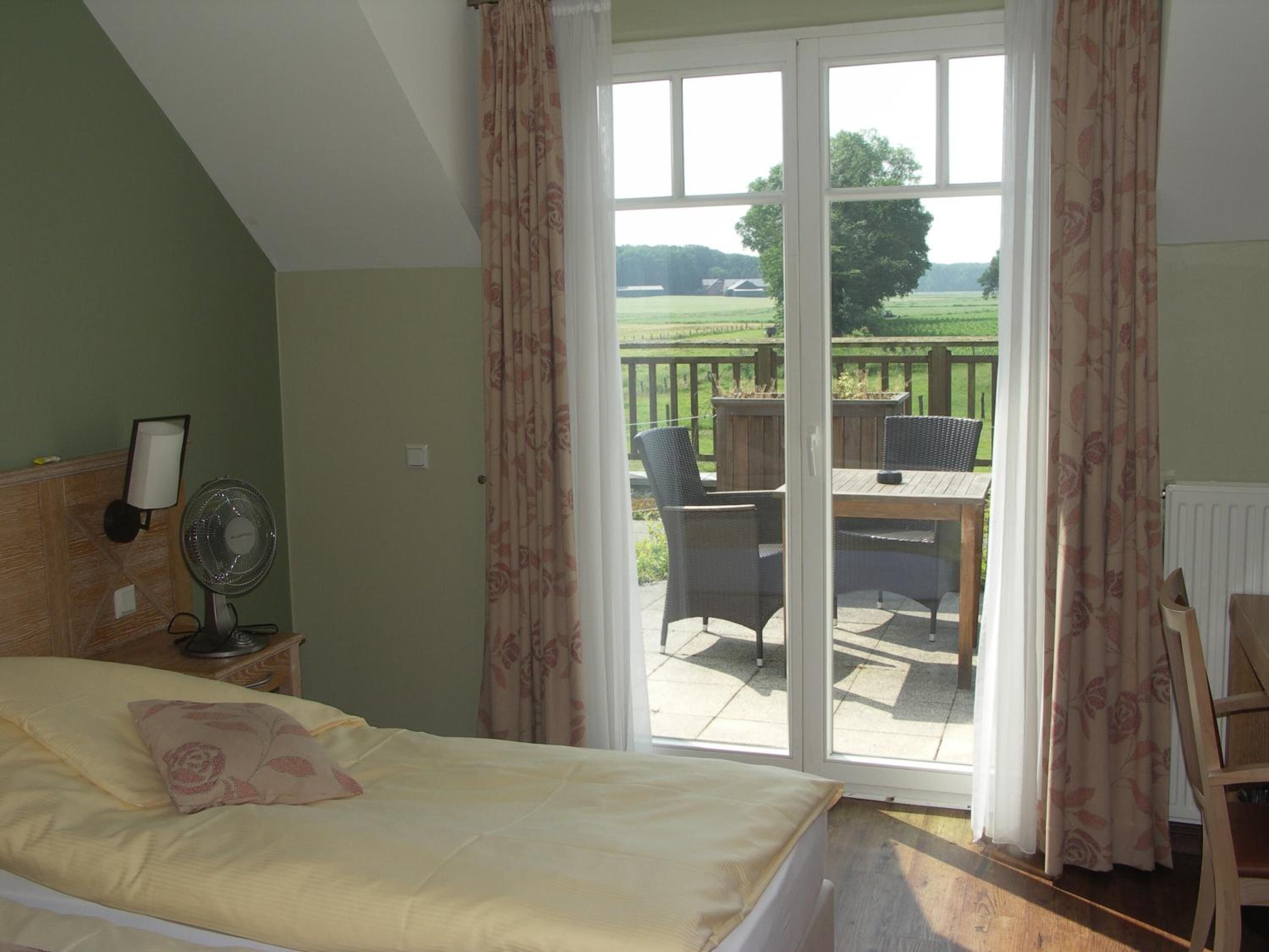 1 bedroom, premium bedding, down duvets, pillow-top beds