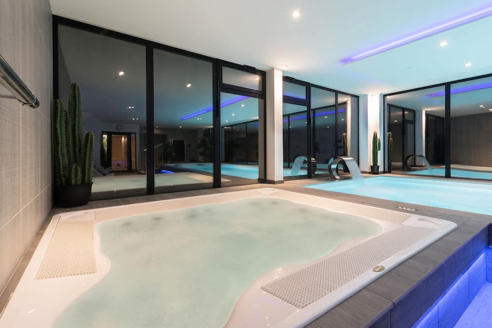Carnac Lodge Hotel & Spa