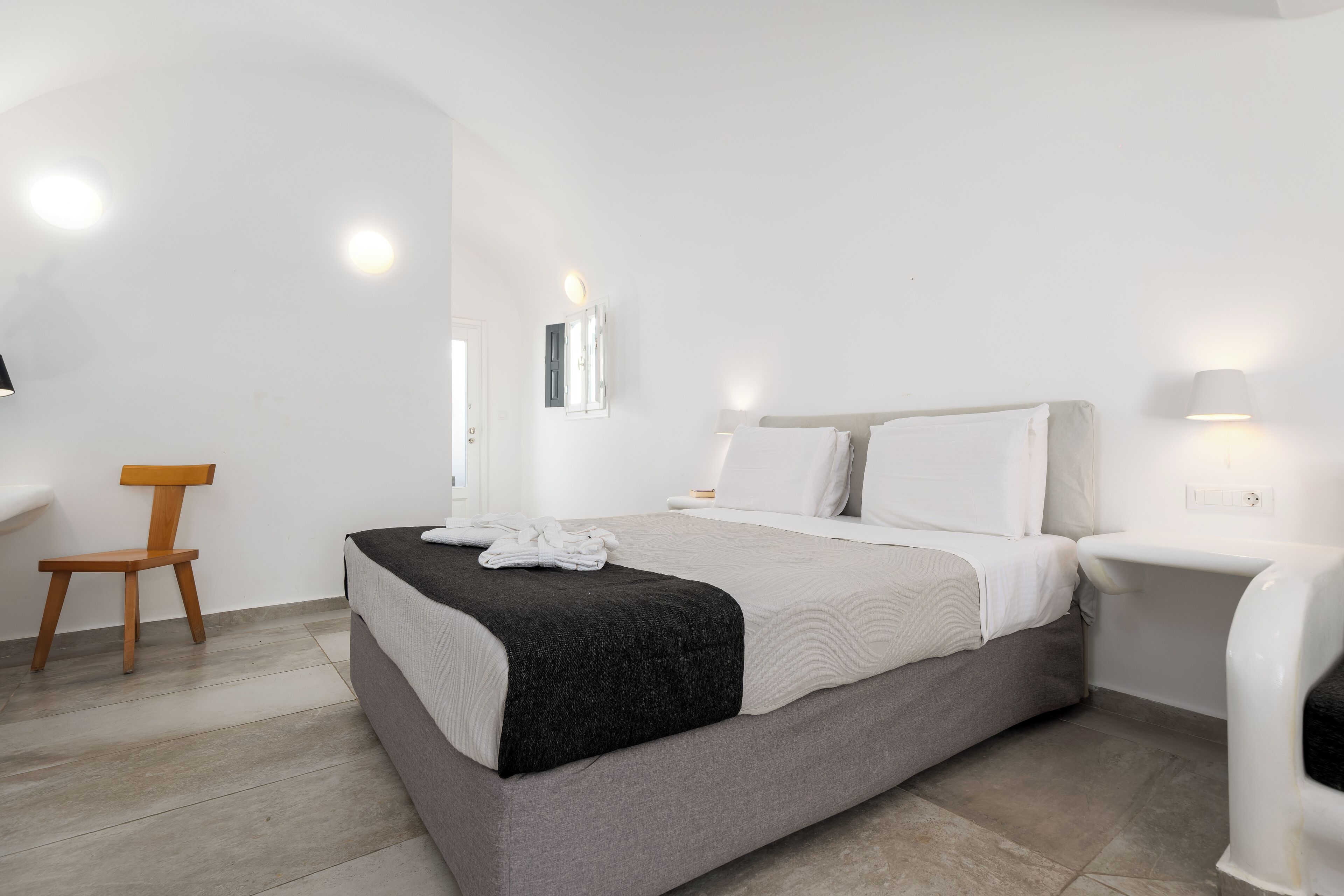 Suite with Heated Plunge Pool | Minibar, caja de seguridad en la habitación y decoración personalizada 