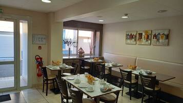 Mittagessen und Abendessen