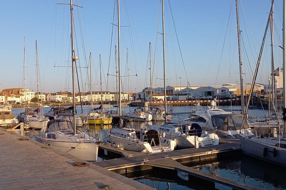 Hôtel SABLES D'O et son restaurant \"LE 16 BIS\"
