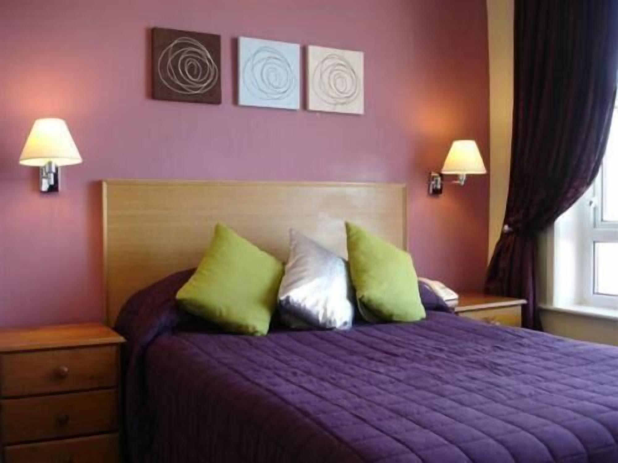 In-room safe, iron/ironing board, cots/infant beds, free WiFi