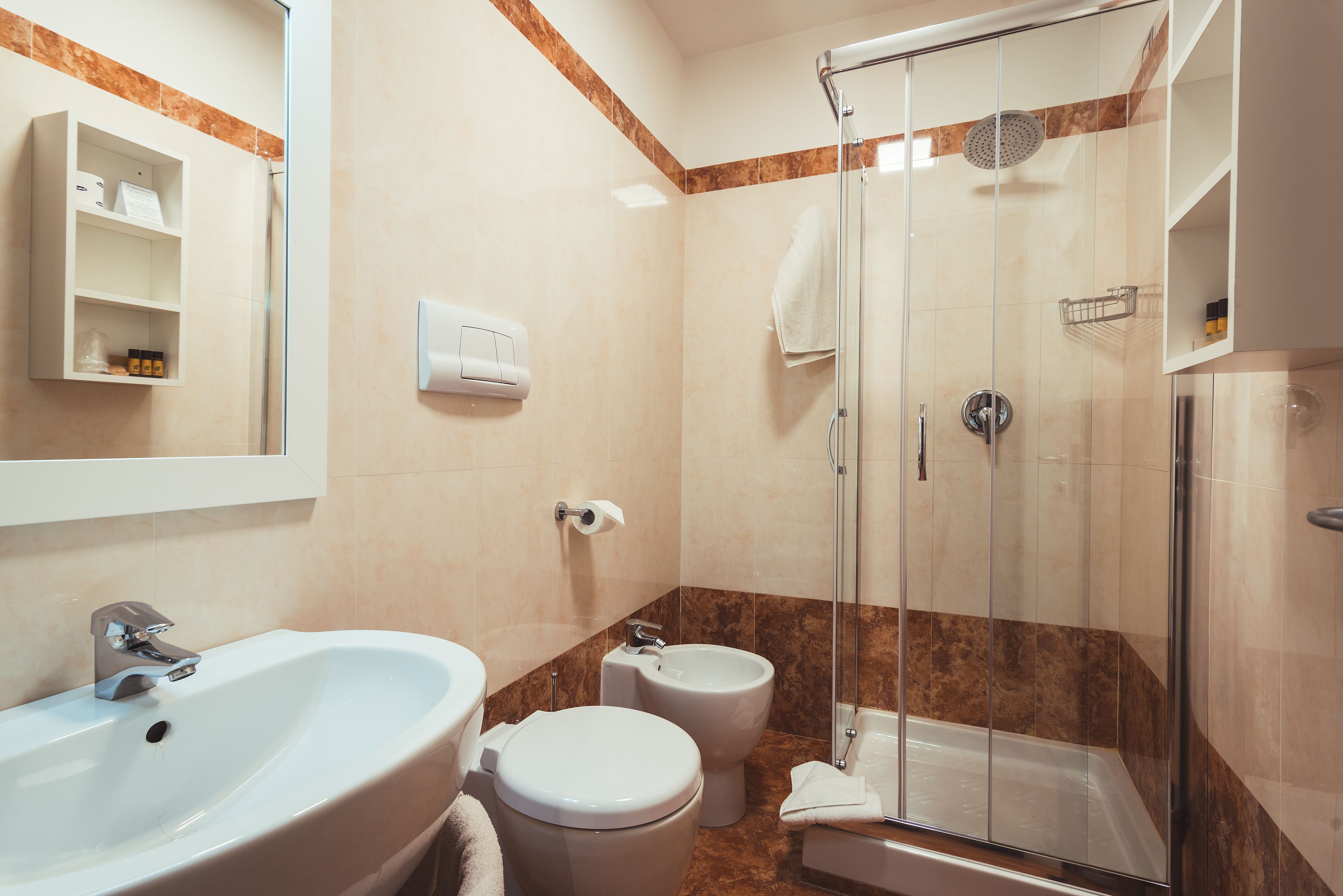 shower, rainfall showerhead, free toiletries, hair dryer