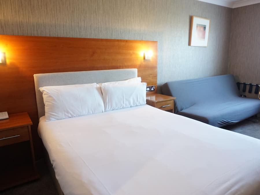 Executive Double Room | In-room safe, desk, iron/ironing board, free WiFi