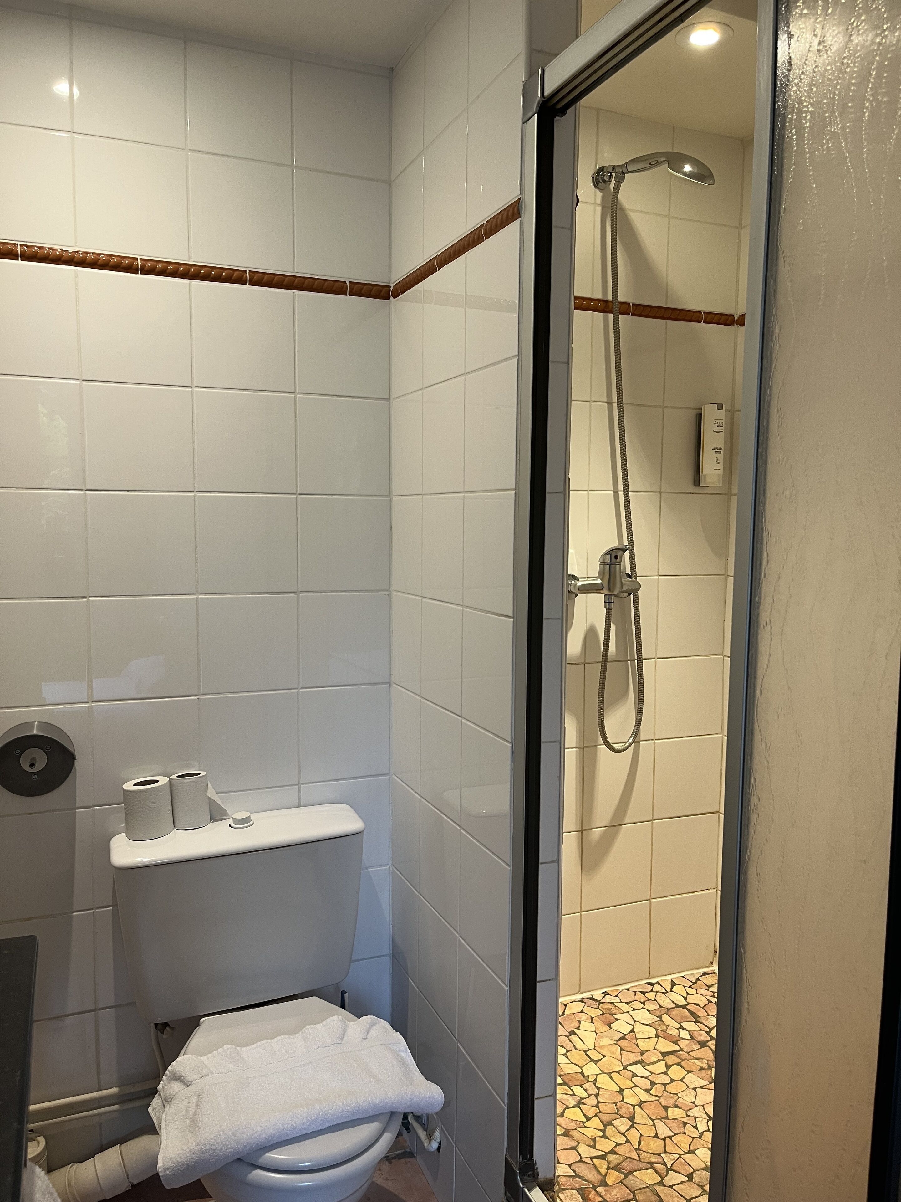 Foto - Contact Hotel Hôtel De Troyes