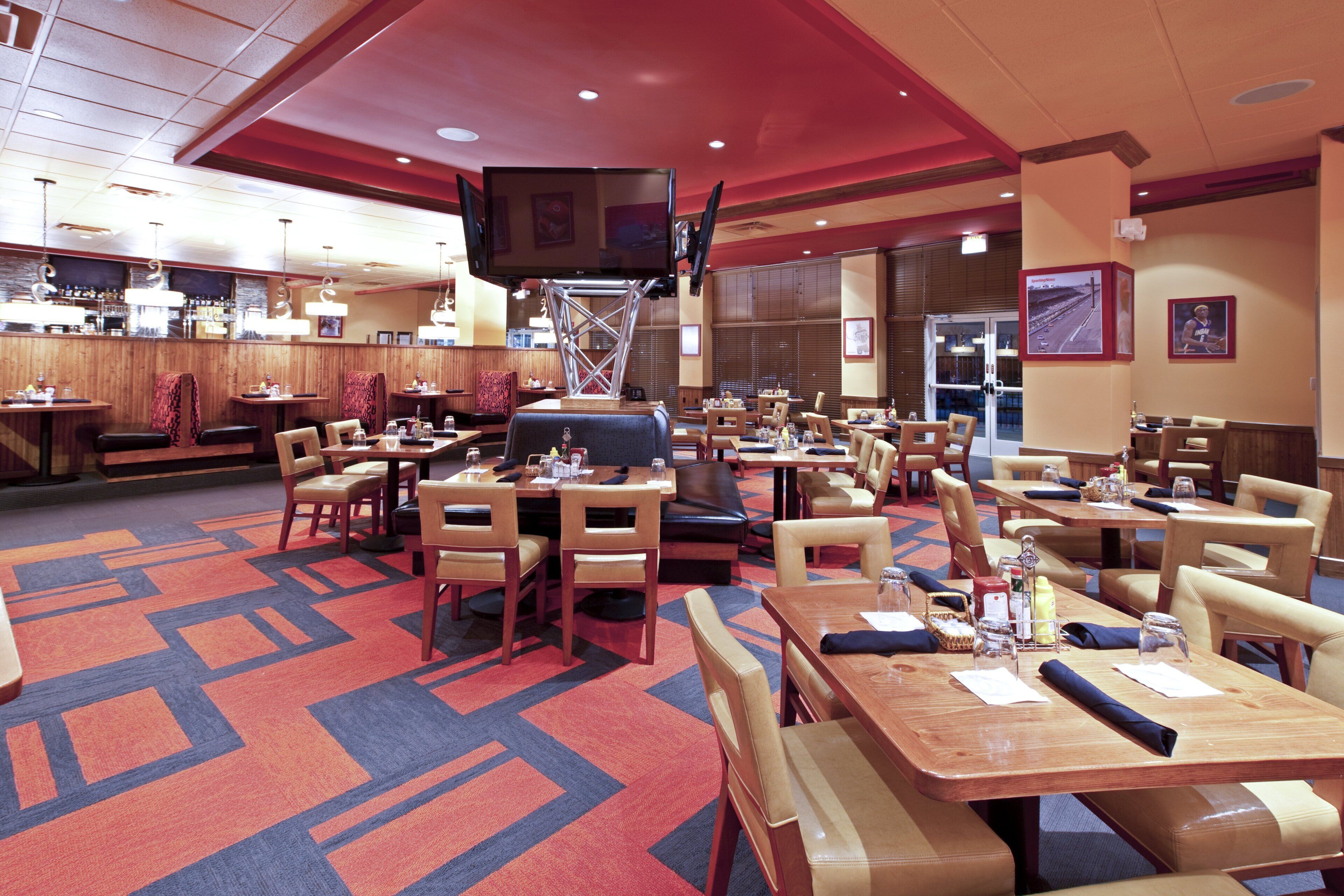 Photo - Holiday Inn Louisville Airport South