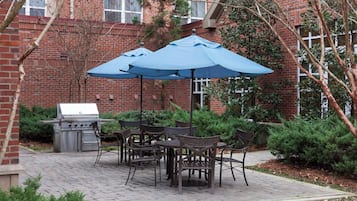 BBQ/picnic area