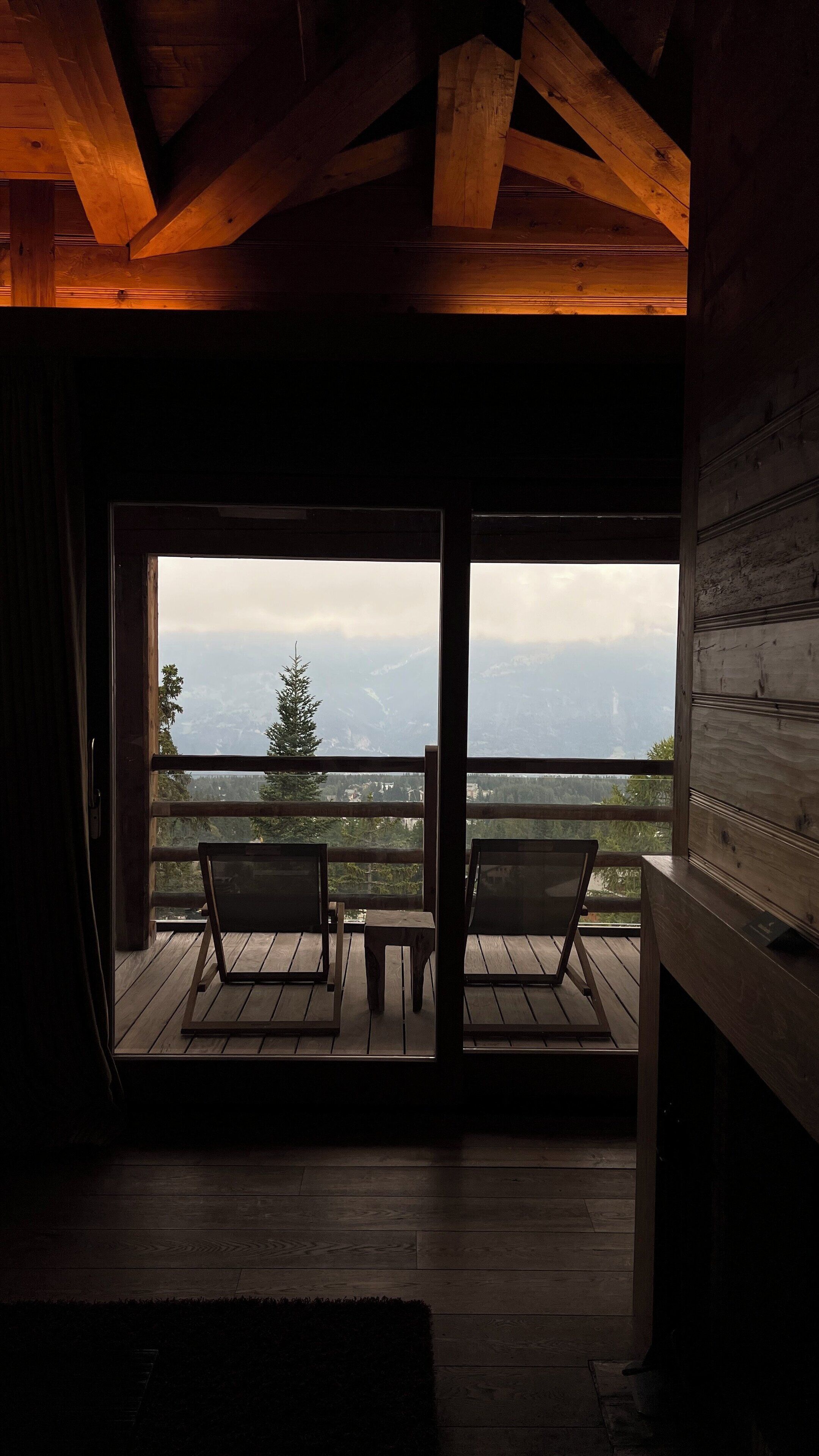 junior suite | egyptian cotton sheets, premium bedding, down duvets, pillow-top beds