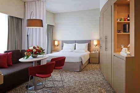 Novotel Suites Mall Avenue Dubai - Image 9