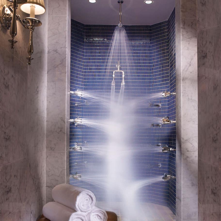 Couples treatment rooms, body treatments, hydrotherapy, aromatherapy