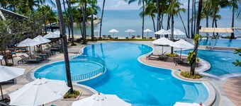 OUTRIGGER Koh Samui Beach Resort