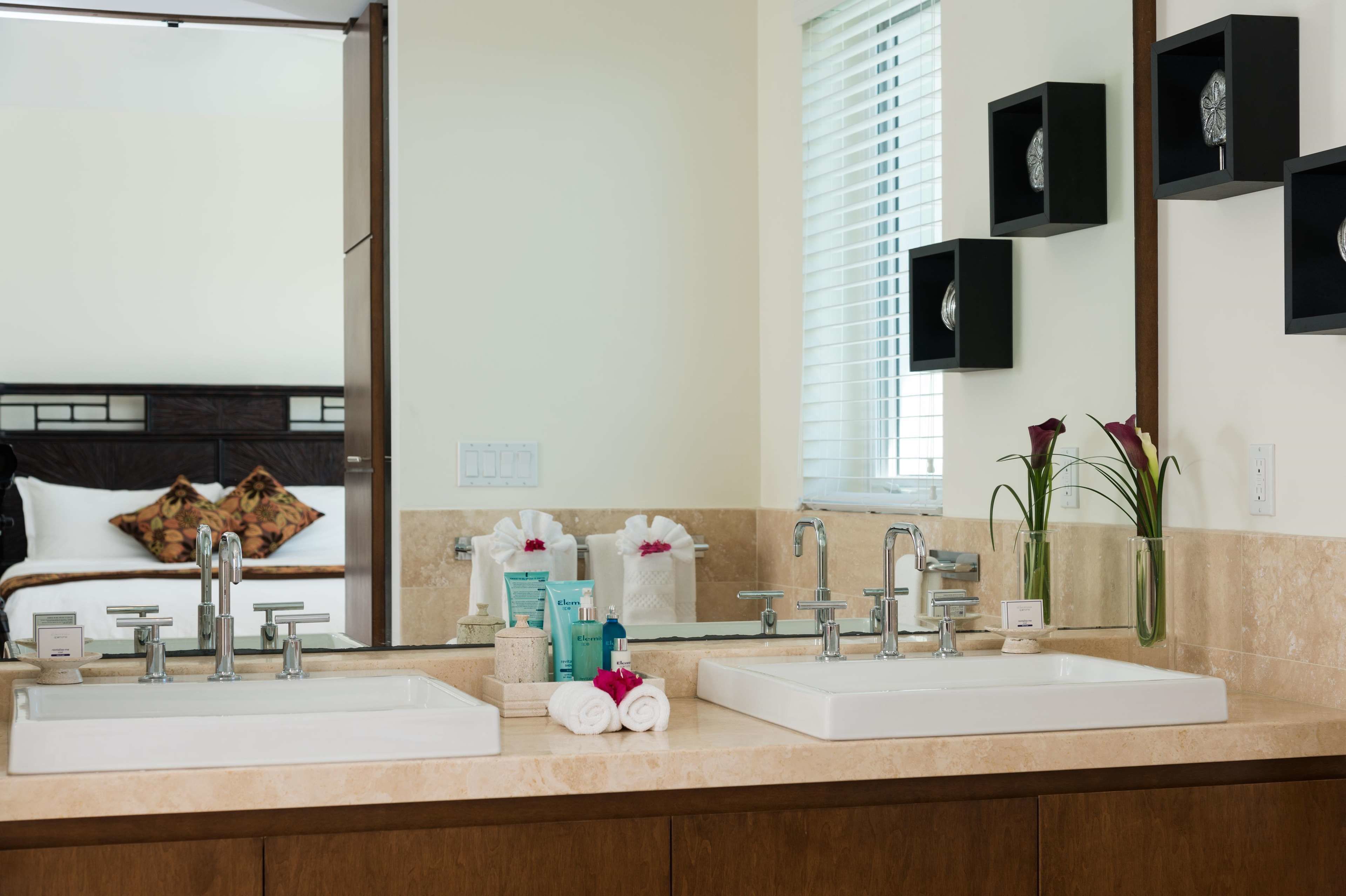 luxury suite, 3 bedrooms, oceanfront | premium bedding, in-room safe, iron/ironing board, free wifi