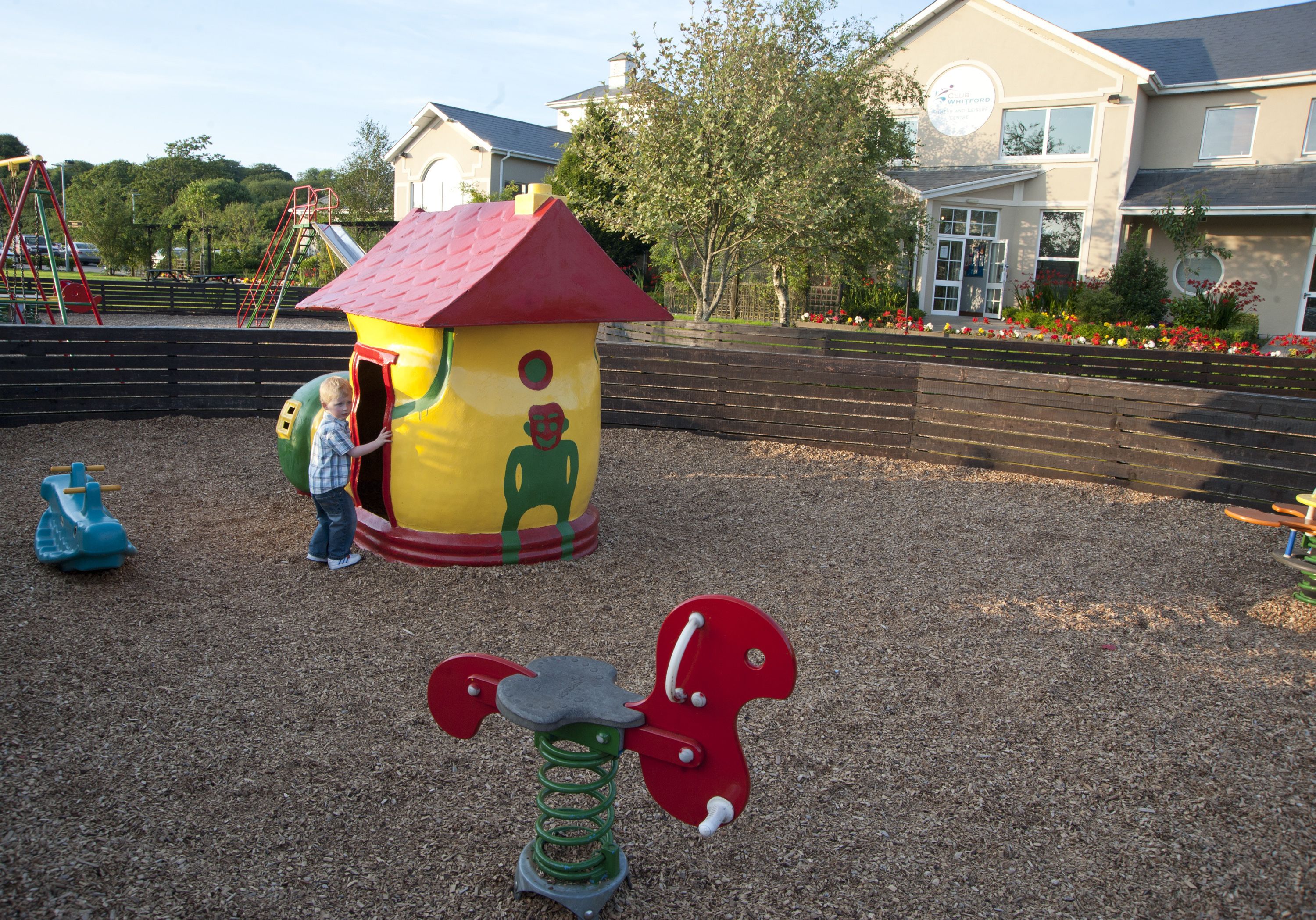 children’s play area – outdoor