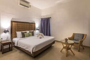Hotel Unit (Superior Room) | Minibar, iron/ironing board, free WiFi - Club Mahindra Ashtamudi (Karunagappally)