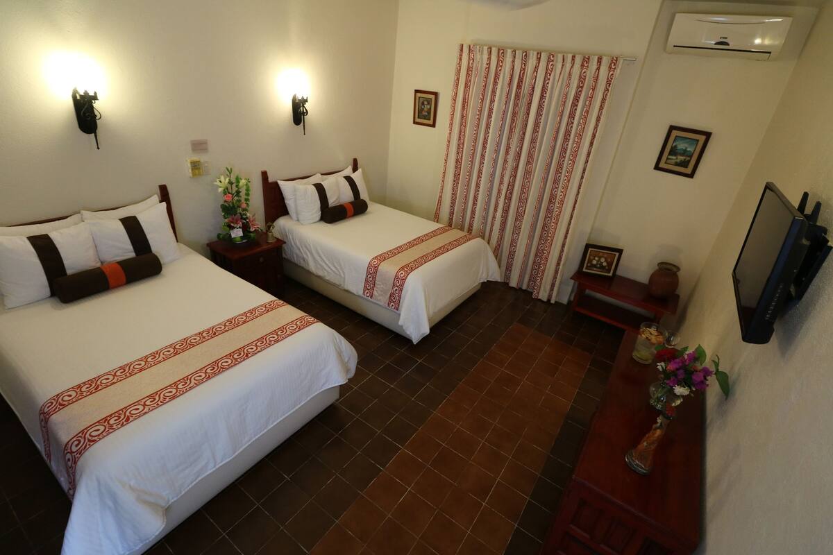 Bureau, Wi-Fi, draps fournis