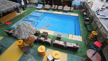 Outdoor pool, sun loungers