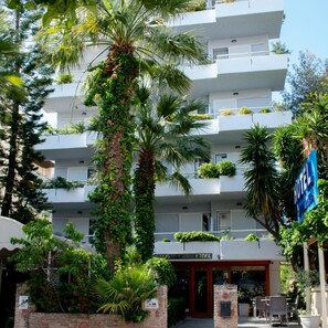 Exterior - Stefanakis Hotel & Apartaments (Vari-Voula-Vouliagmeni)