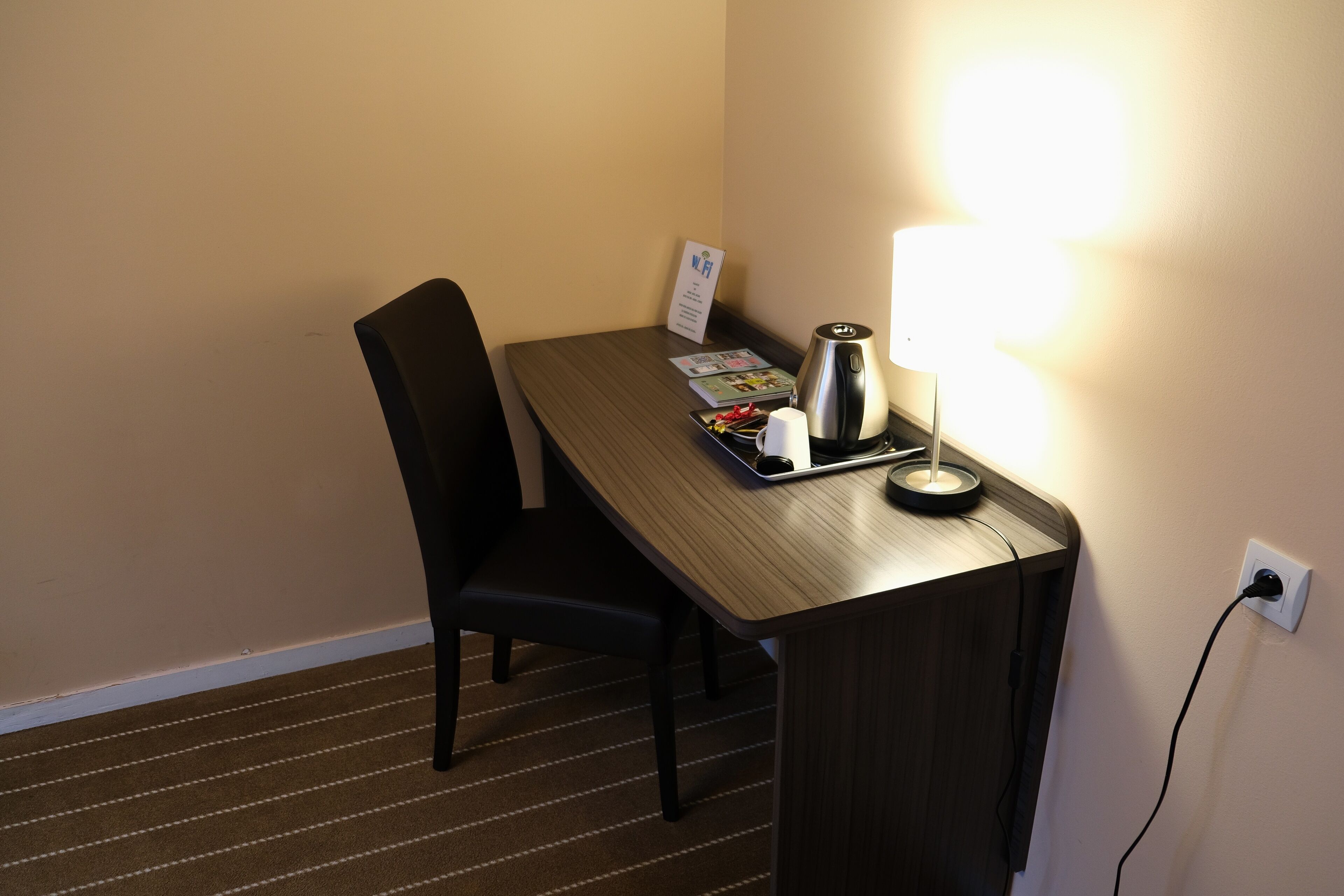 superior double room (le club) | 1 bedroom, desk, soundproofing, free wifi