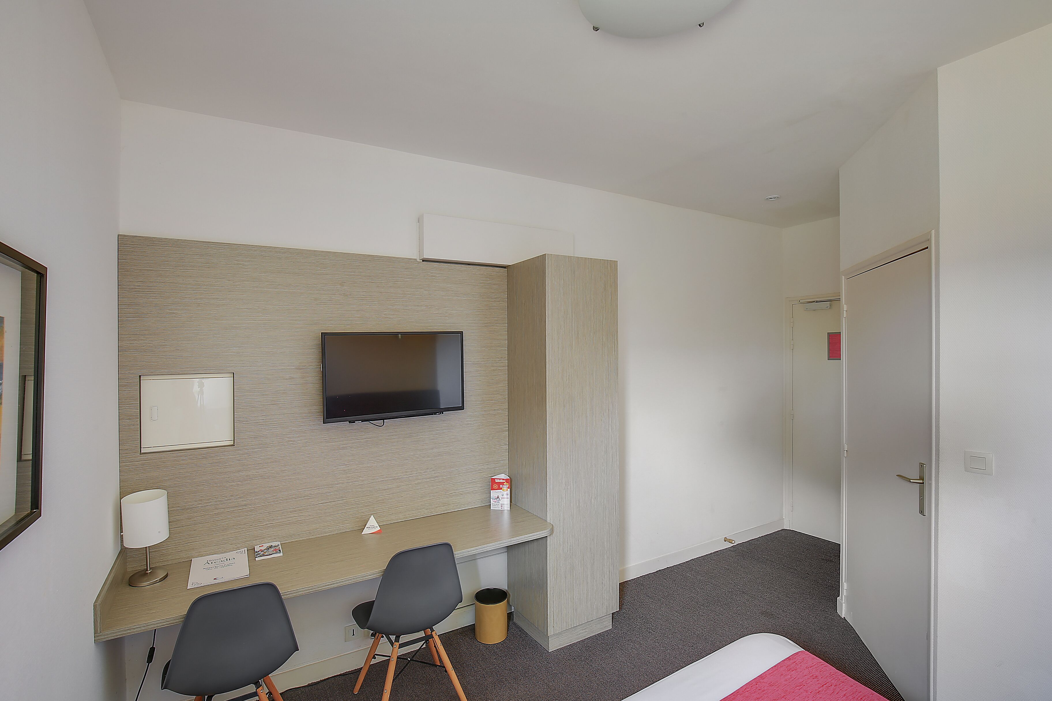 standard double room | 1 bedroom, desk, soundproofing, free wifi