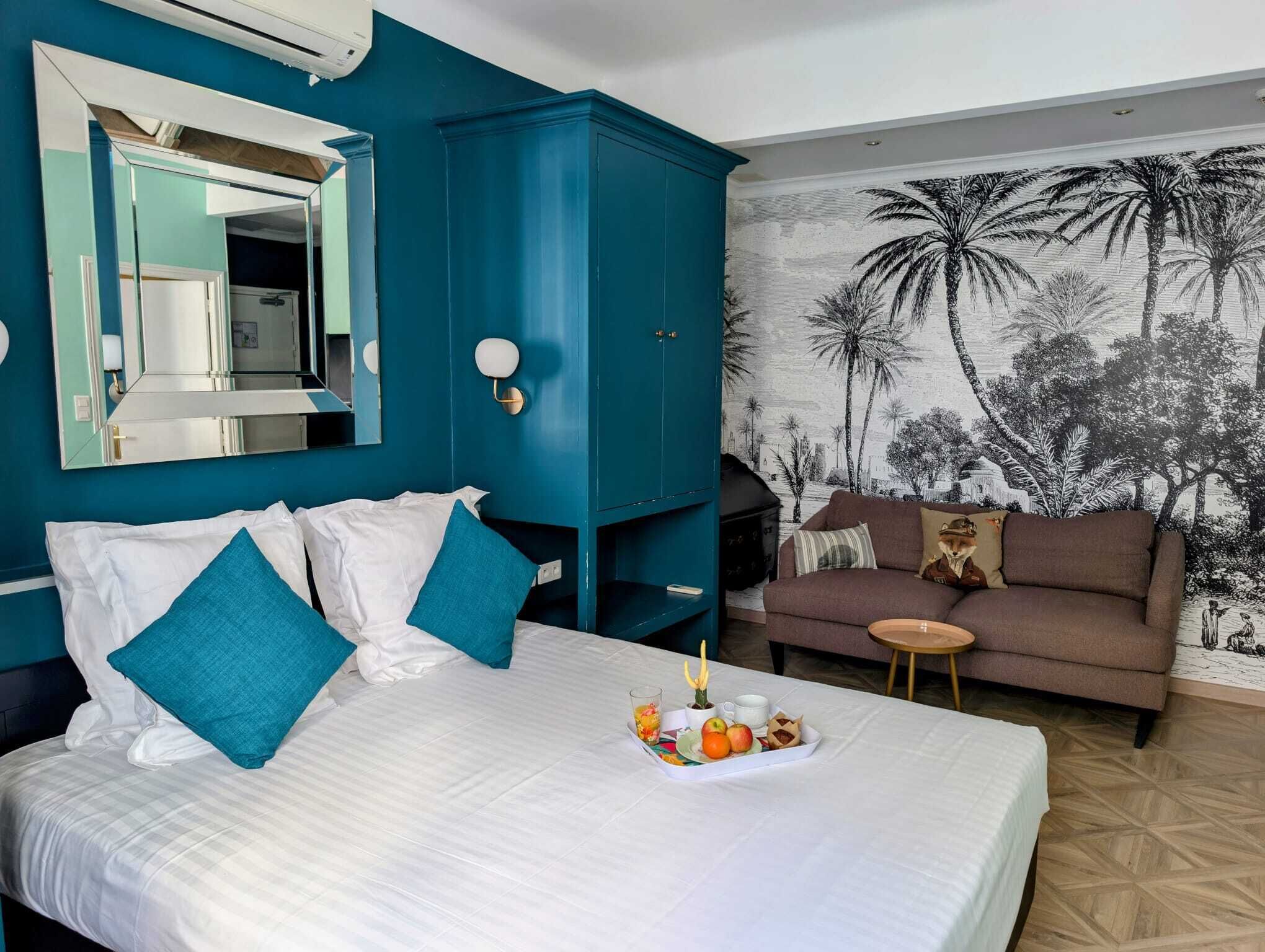 superior double room | minibar, in-room safe, desk, blackout curtains