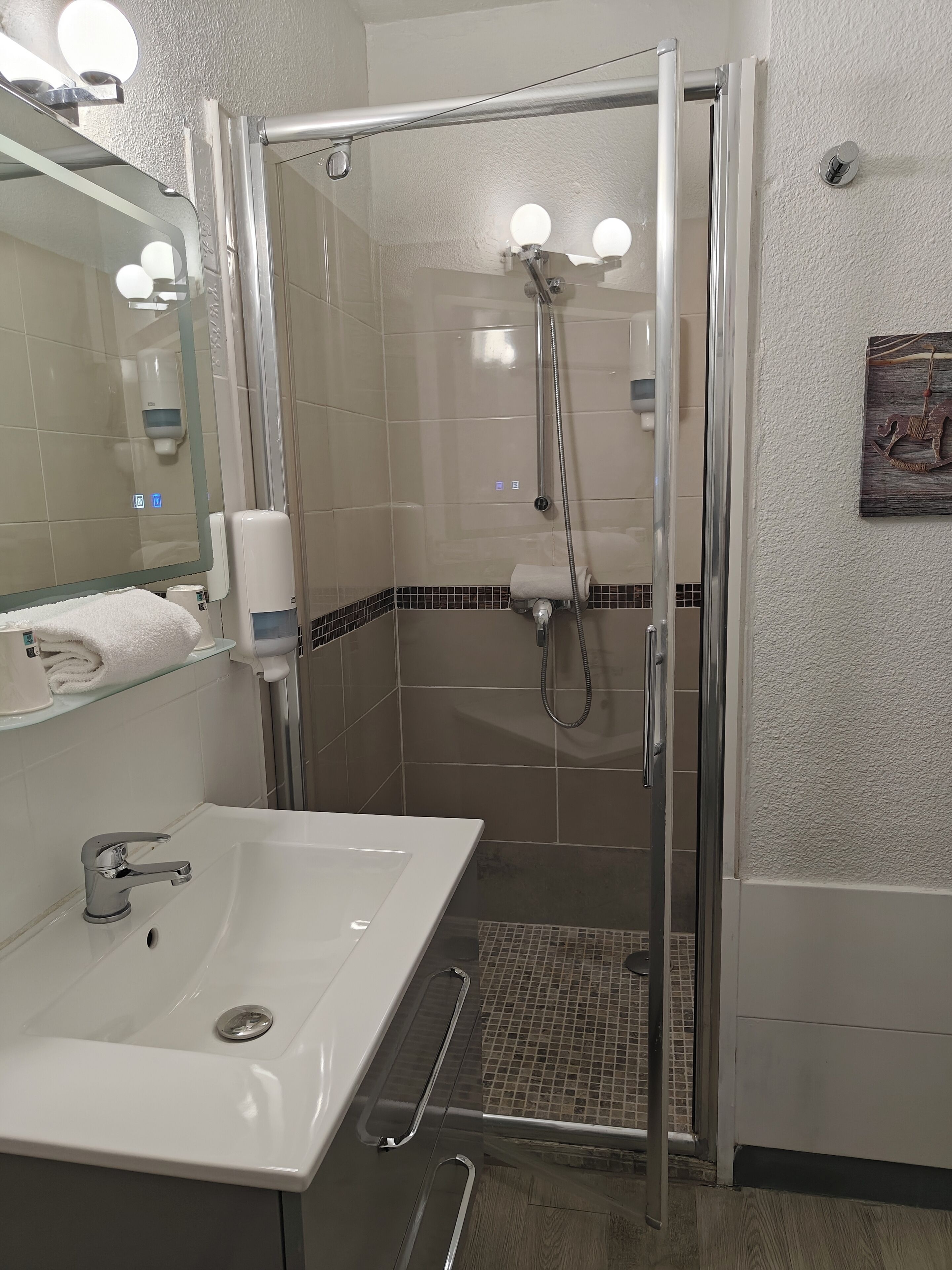 Foto - Auberge Des Pins