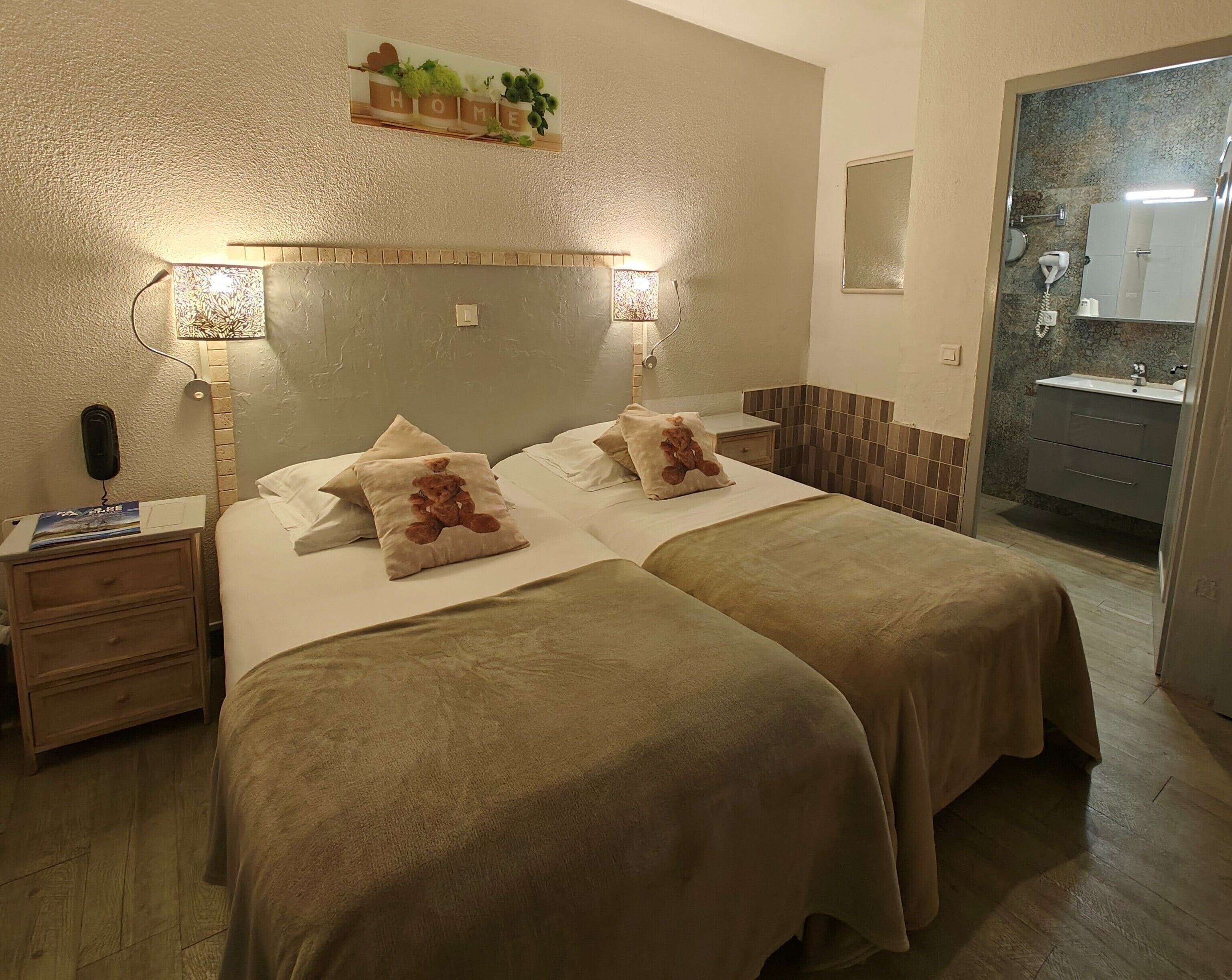 Foto - Auberge Des Pins