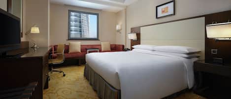 Down duvets, minibar, in-room safe, desk