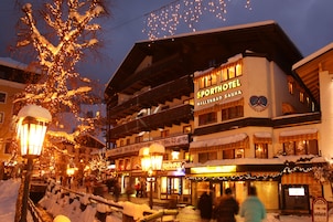 Fachada del alojamiento - Noche