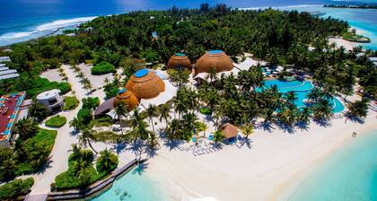 Holiday Inn Resort Kandooma Maldives by IHG