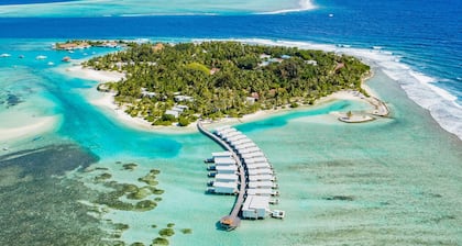 Holiday Inn Resort Kandooma Maldives by IHG