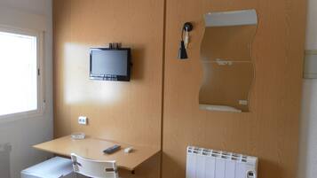 Single Room | Room amenity