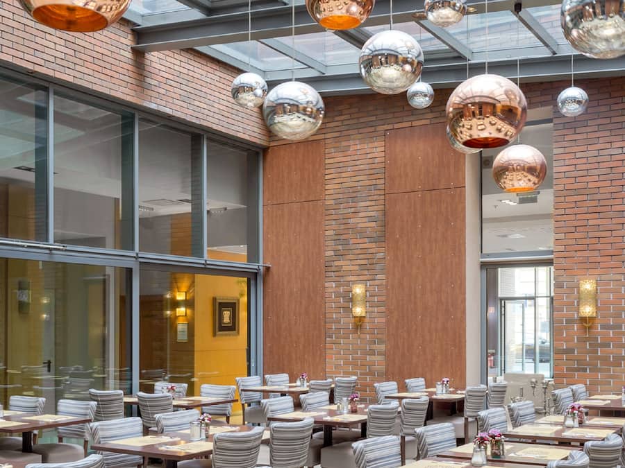 Frukostbuffé varje dag (HUF 7500 per person)