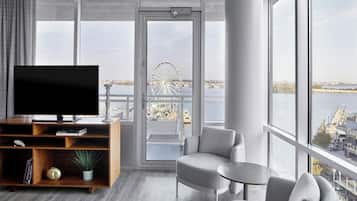 Suite, 1 Bedroom (View) | 1 bedroom, premium bedding, in-room safe, desk