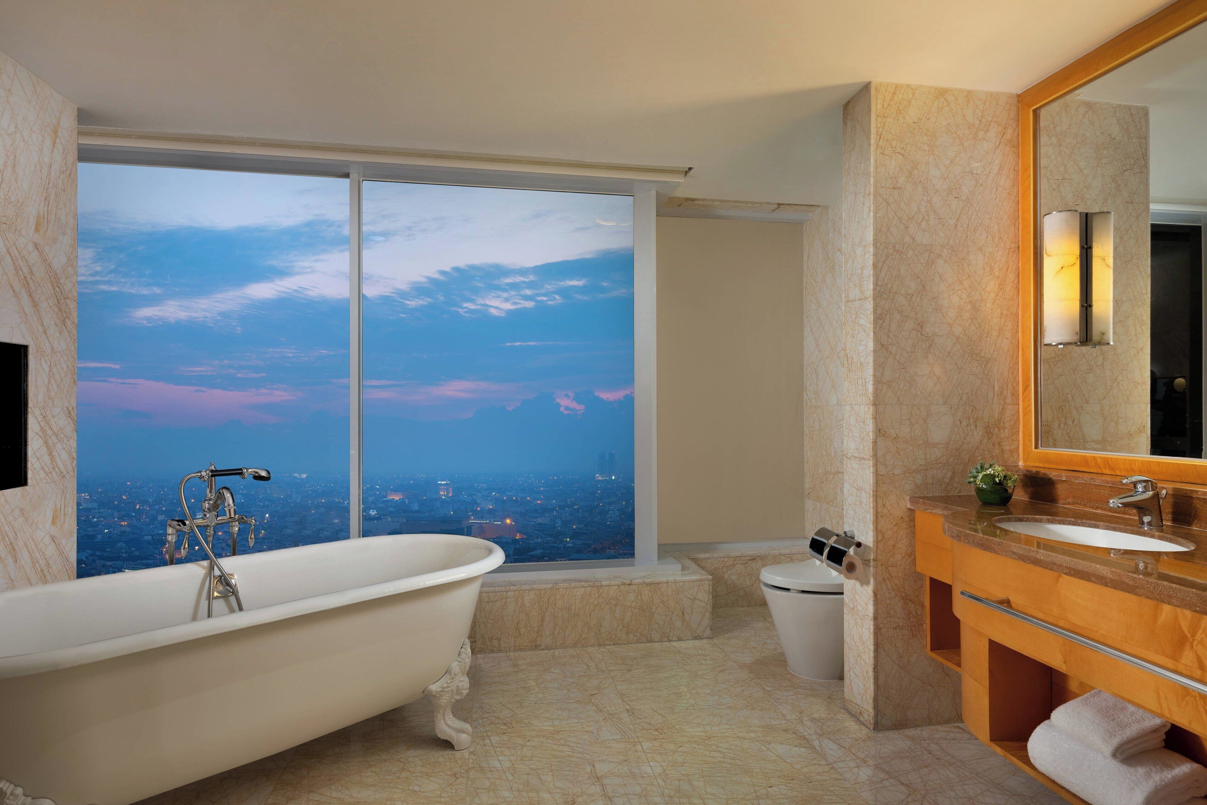 presidential suite, 1 king bed | bathroom | separate bathtub and shower, rainfall showerhead, free toiletries