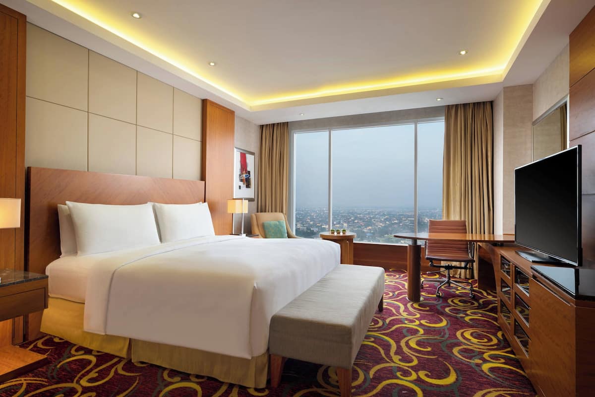 Suite Junior, 1 trÚs grand lit, vue sur la ville | 1 chambre, literie de qualité, minibar, coffre-fort