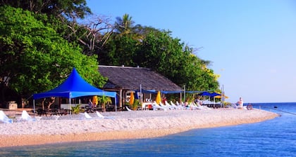 Hideaway Island Resort