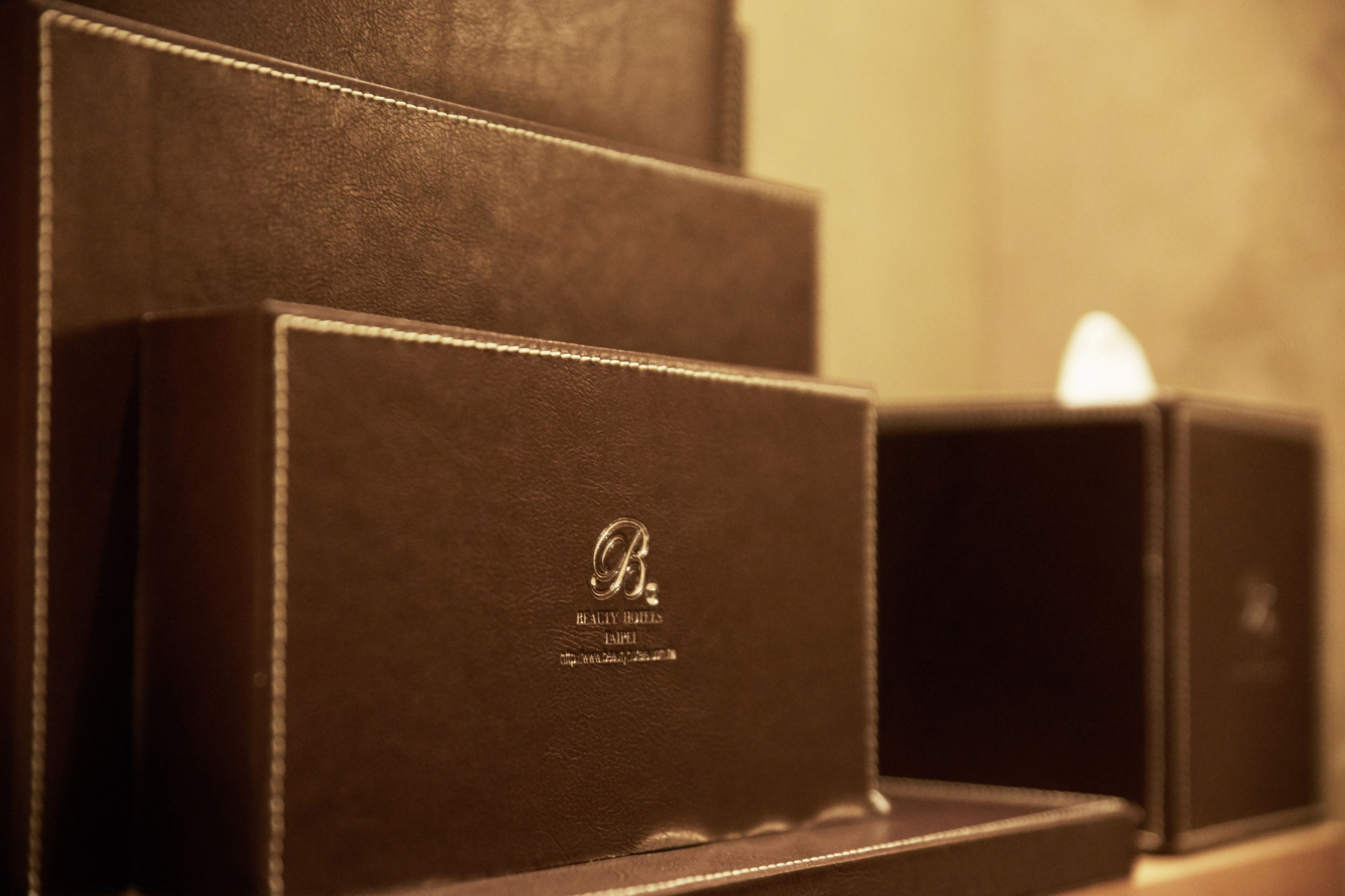 in-room safe, desk, iron/ironing board, free wifi