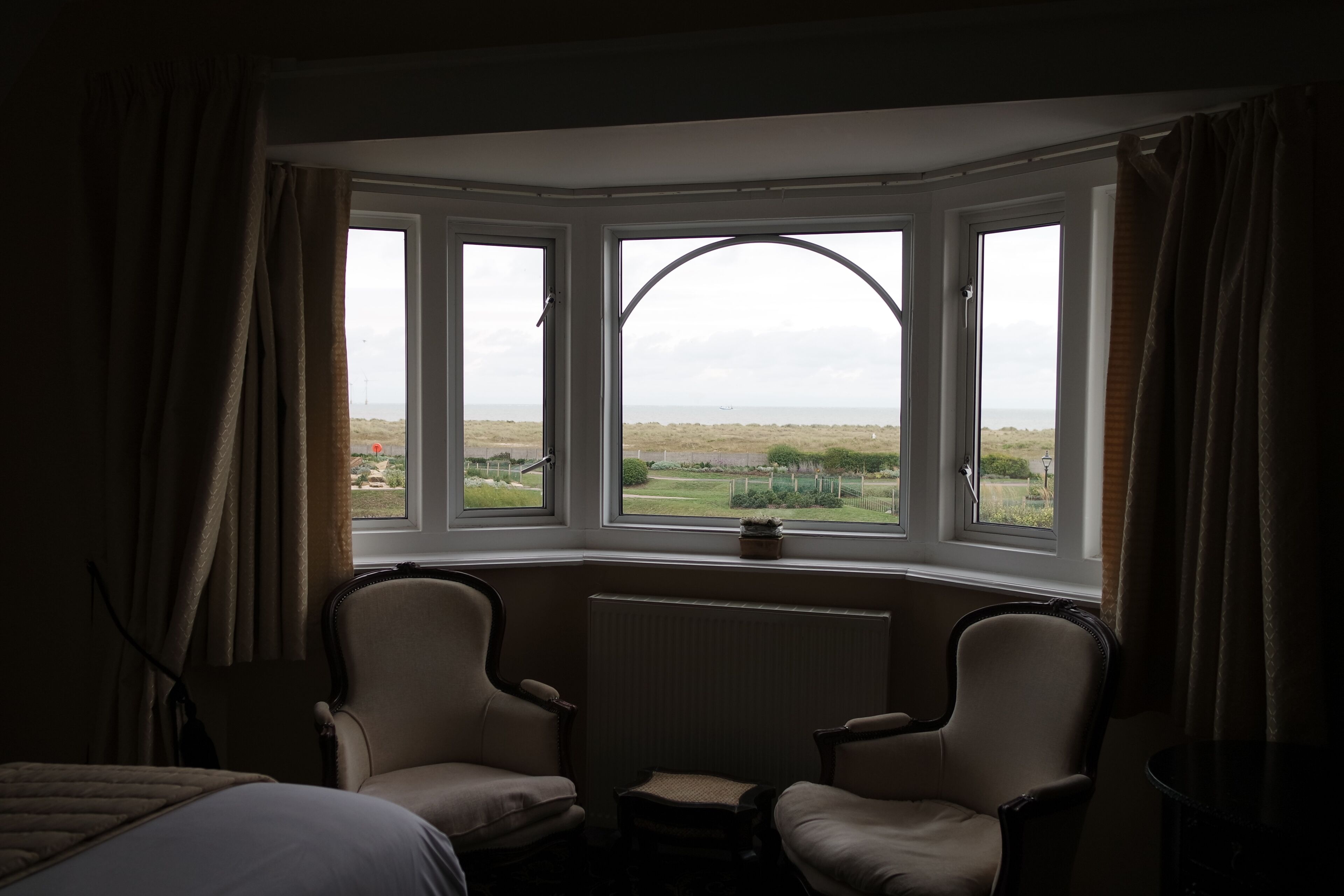  مكواة/لوح كي وملاءات أسرّة