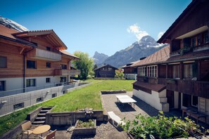 Superior Double Room | View from room - Hotel Alpina (Kandersteg)