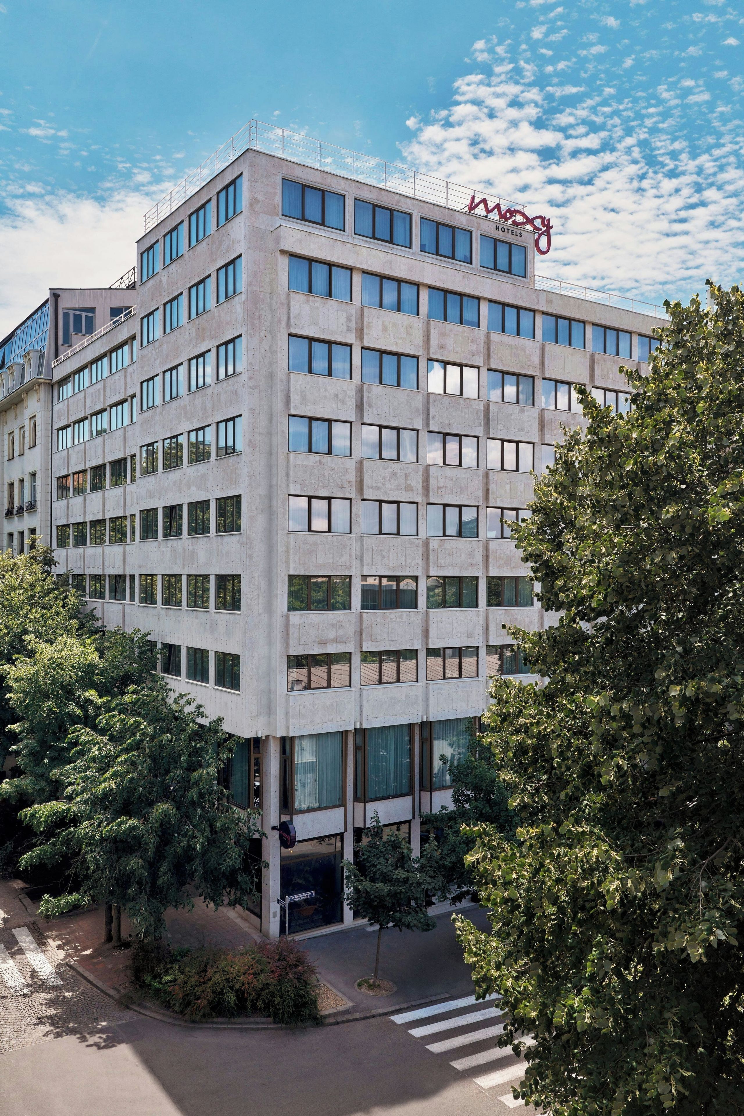 Photo - Moxy Belgrade