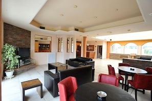 Lobby lounge - Hotel Kalloni (Volos)