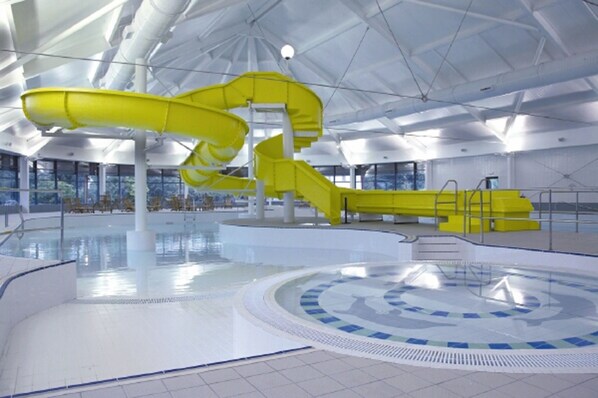 Indoor pool, outdoor pool - Macdonald Strathspey Hotel (Aviemore)