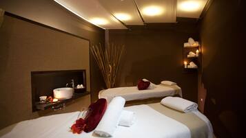 Sauna, hot tub, steam room, Turkish bath, body treatments, hydrotherapy