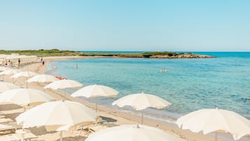 Private beach nearby, white sand, free beach shuttle