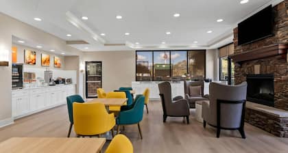 Comfort Suites Augusta Riverwatch