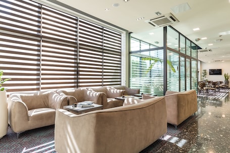 Sala de estar en el lobby