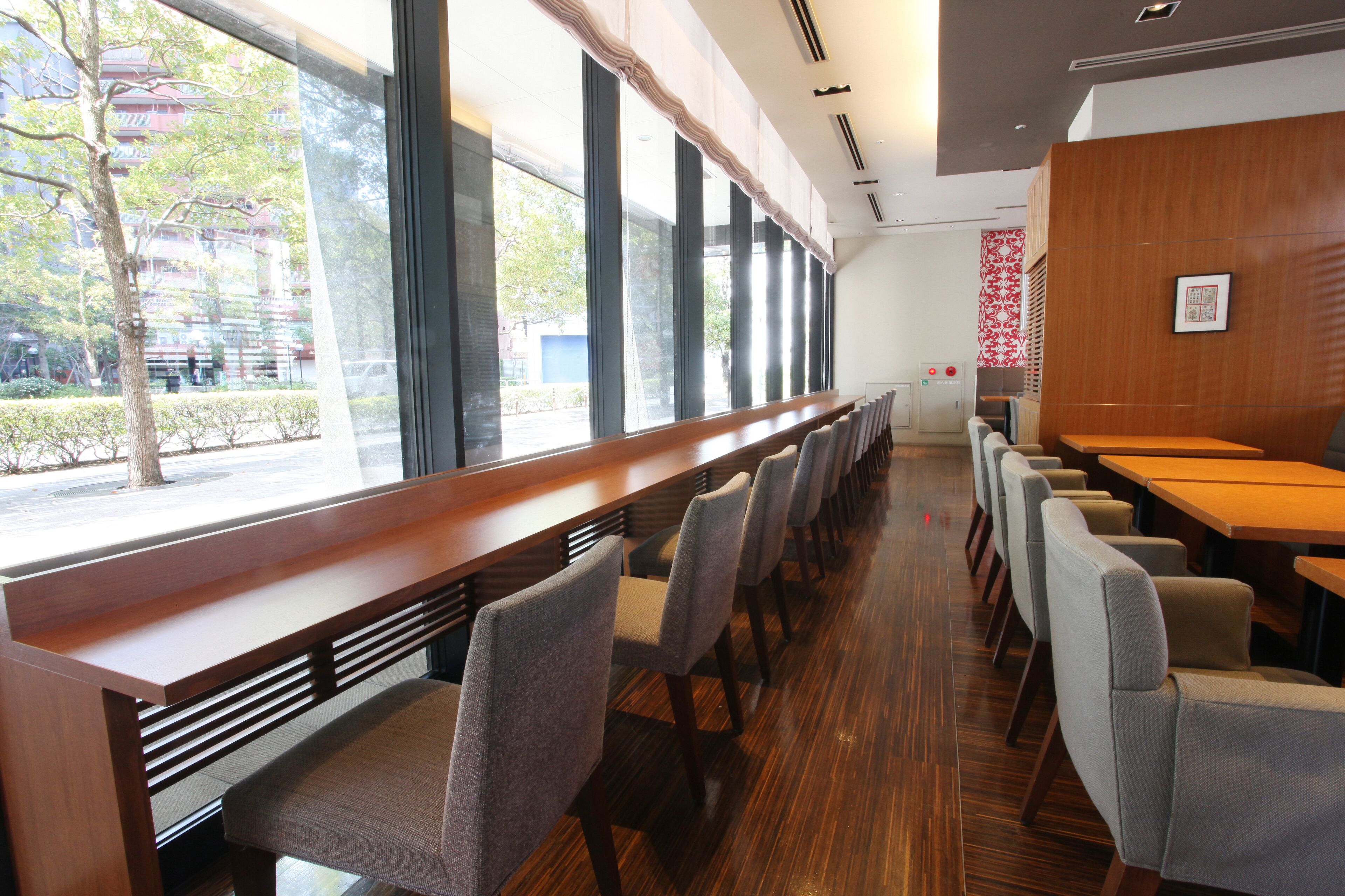 daily buffet breakfast (jpy 1980 per person)