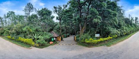 EntrĂ©e de lâhĂ©bergement