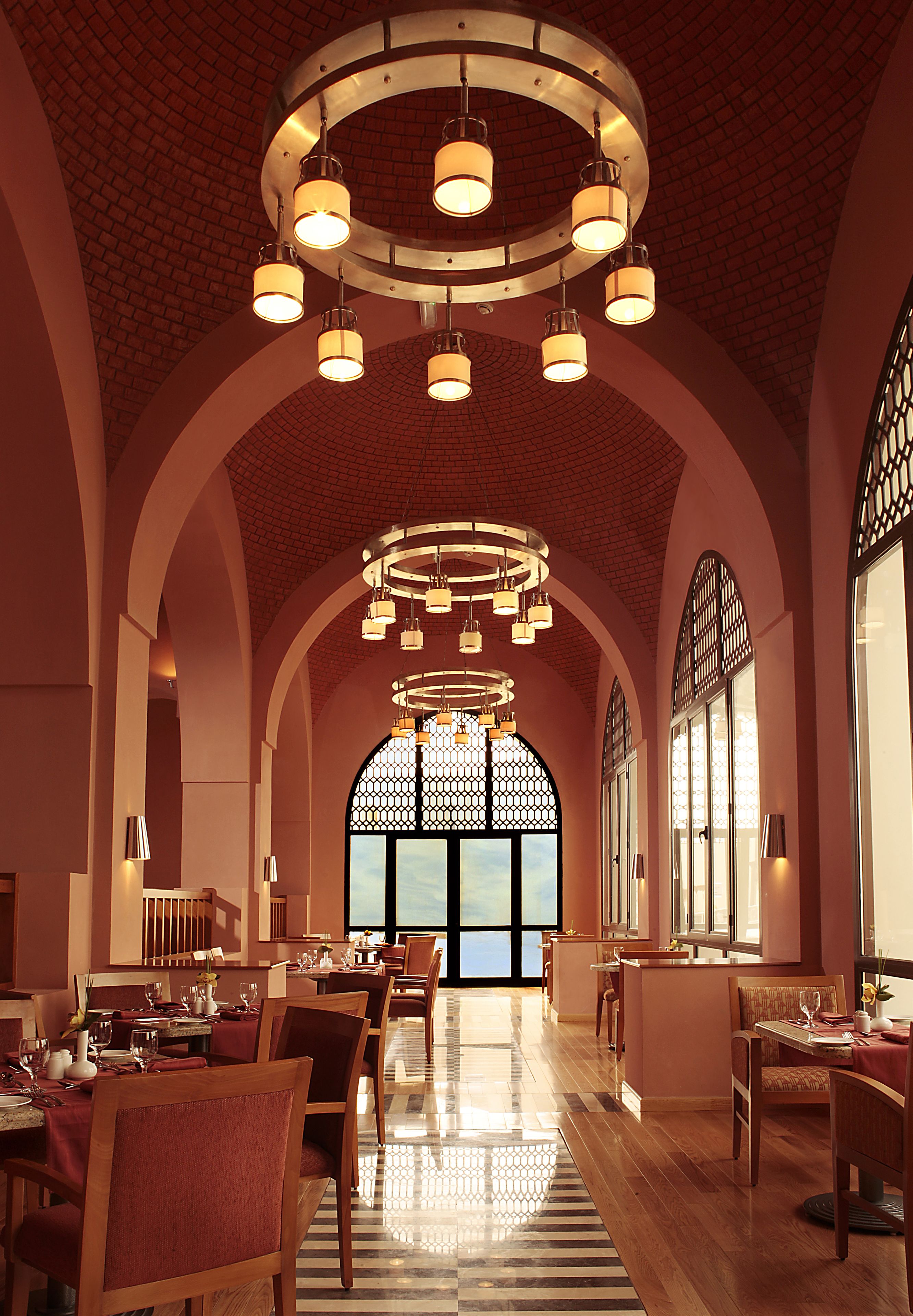 2 Restaurants; Frühstück, Mittagessen und Abendessen werden serviert