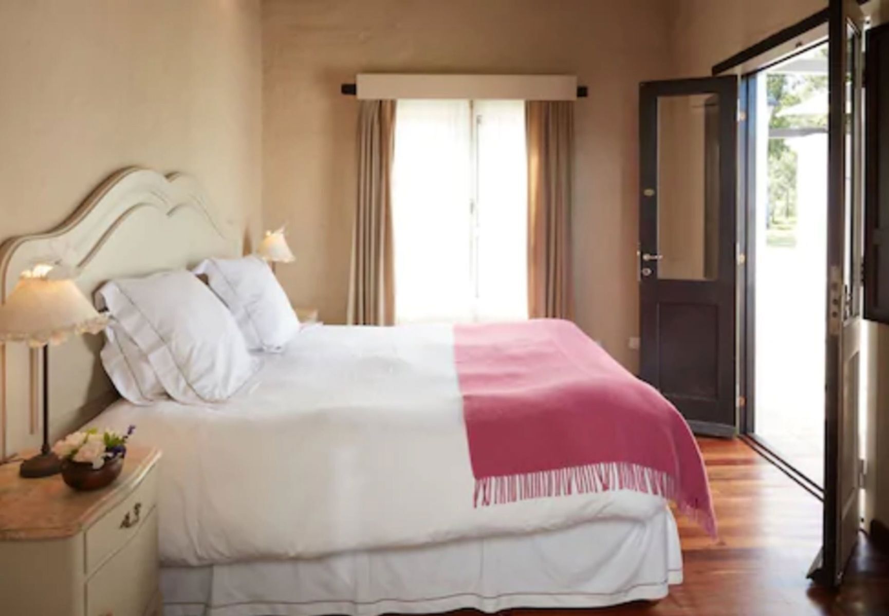 Egyptian cotton sheets, premium bedding, down duvets, pillow-top beds